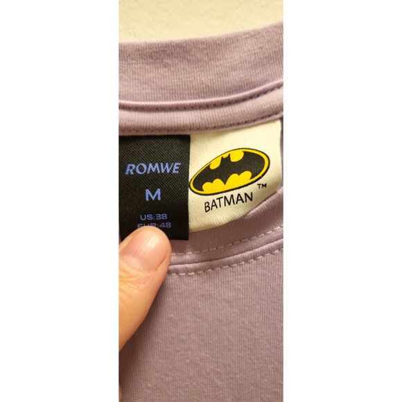 Batman Unisex T-Shirt 2 sided Violet Color - Size Medium - Picture 3 of 4